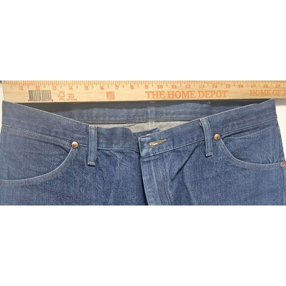 Wrangler Jeans Men 42x32 Blue Denim Dark Wash 13MWZ Cowboy Cut Orginal Fit - Picture 10 of 16